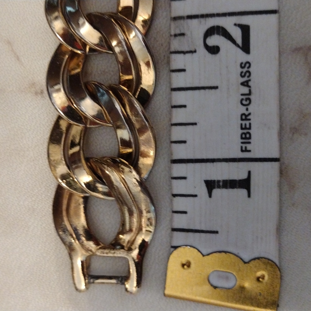 Monet Linked Chunk Chain Bracelet. - image 4